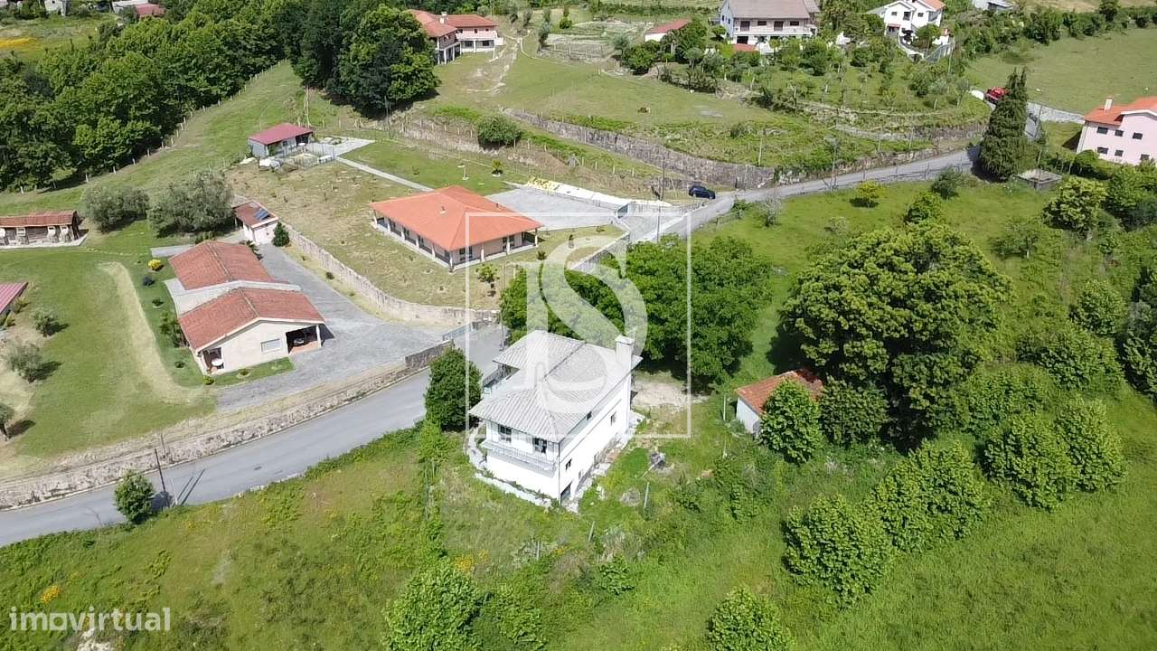 Moradia T3 Venda em Eira Vedra,Vieira do Minho-49
