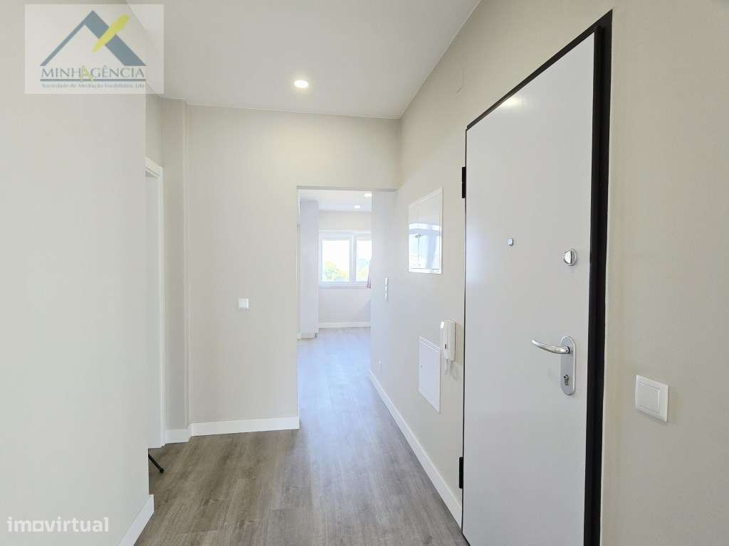 Apartamento T3 remodelado na Algodeia em Setúbal-10