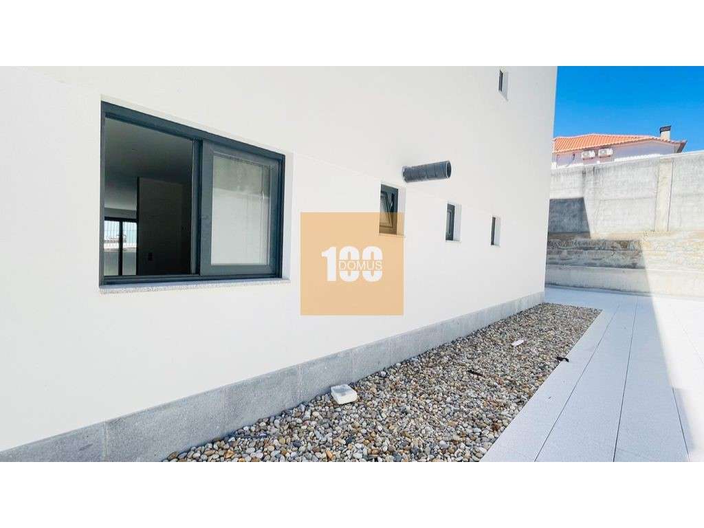 T3 junto ao metro St. Ovídio, Gaia - Grande imagem: 5/80