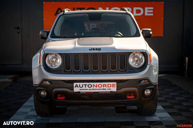 Jeep Renegade 1.3 Turbo 4x4 AT9 Limited - 3