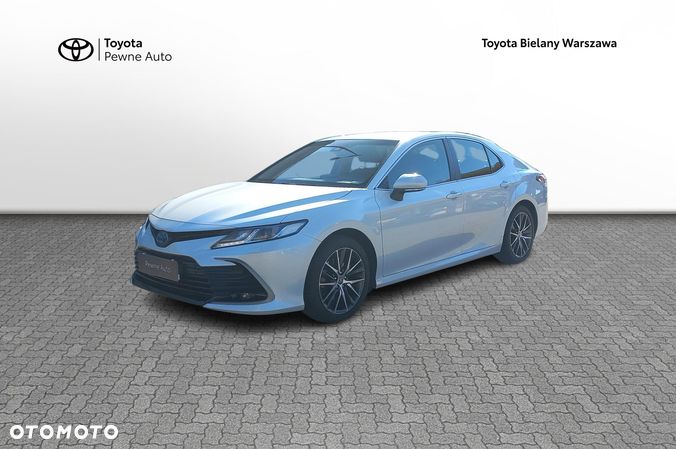 Toyota Camry - 1