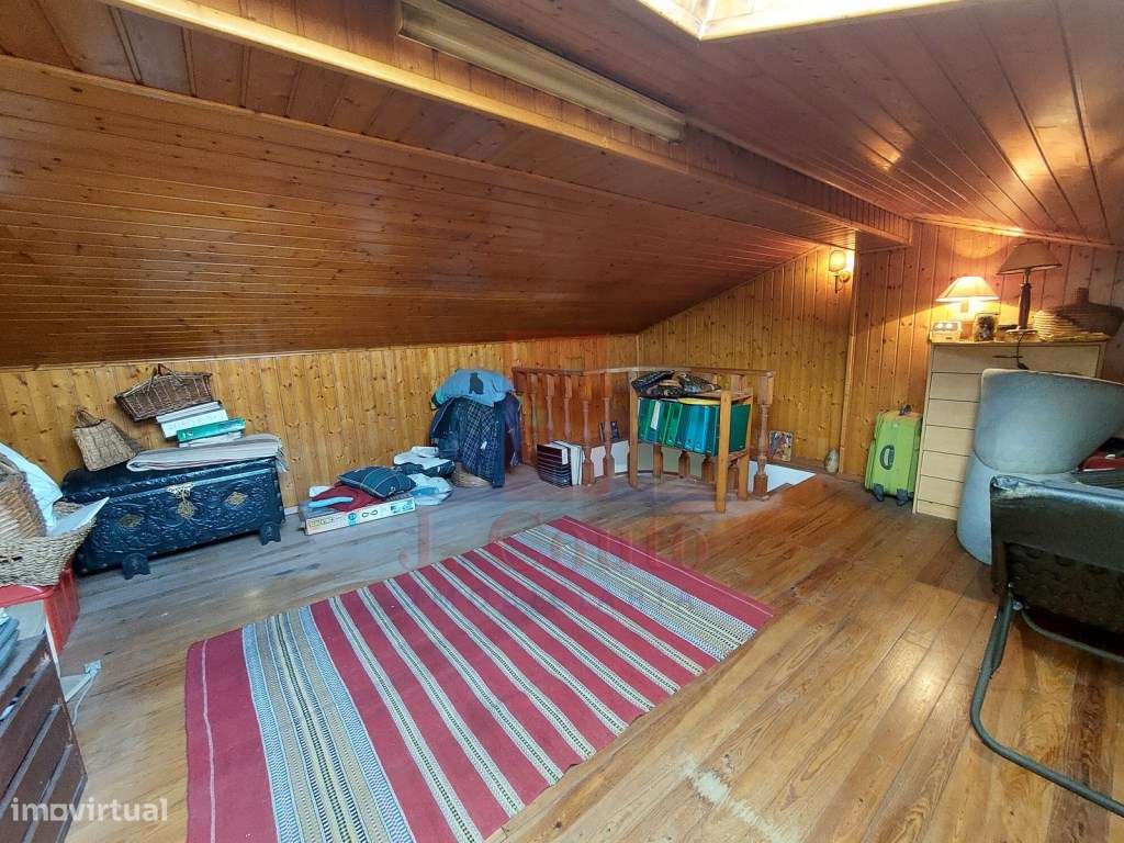 Apartamento T4+1 duplex em Caldas da Rainha-26