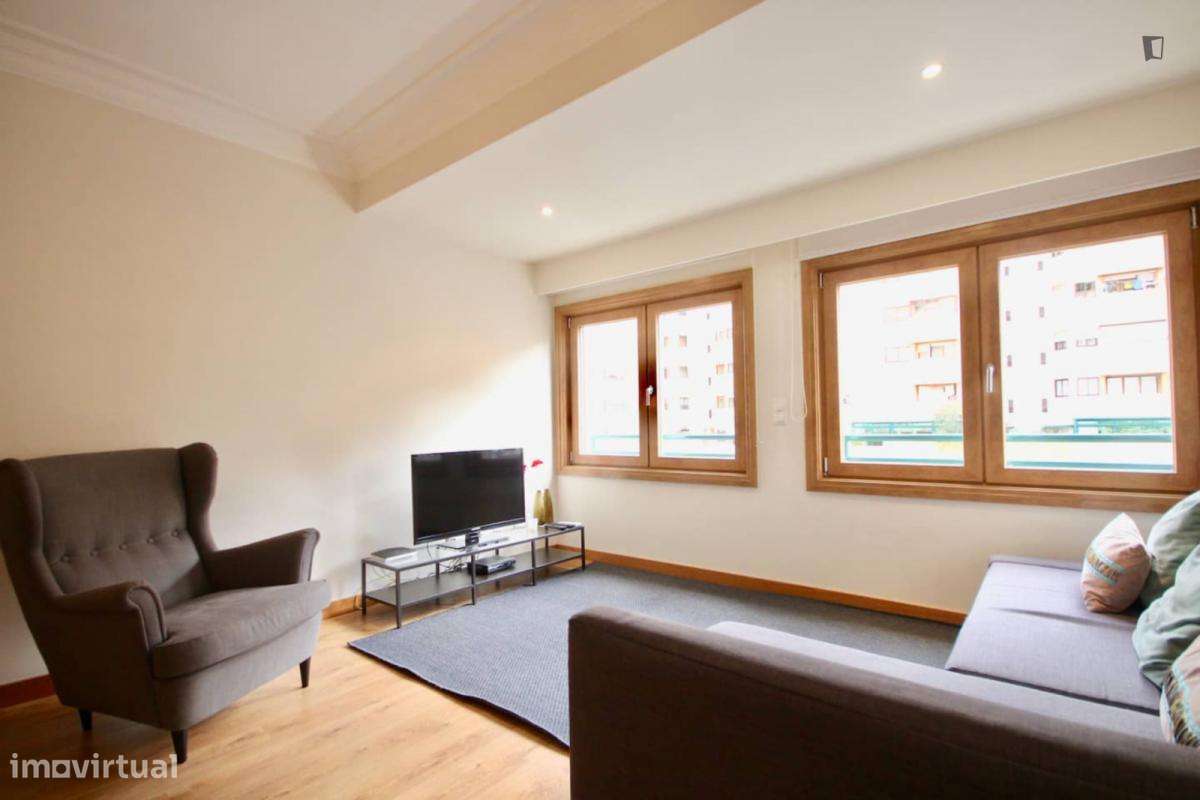 Apartamento com 1 quartos - localizado em Lisbon - Grande imagem: 3/8