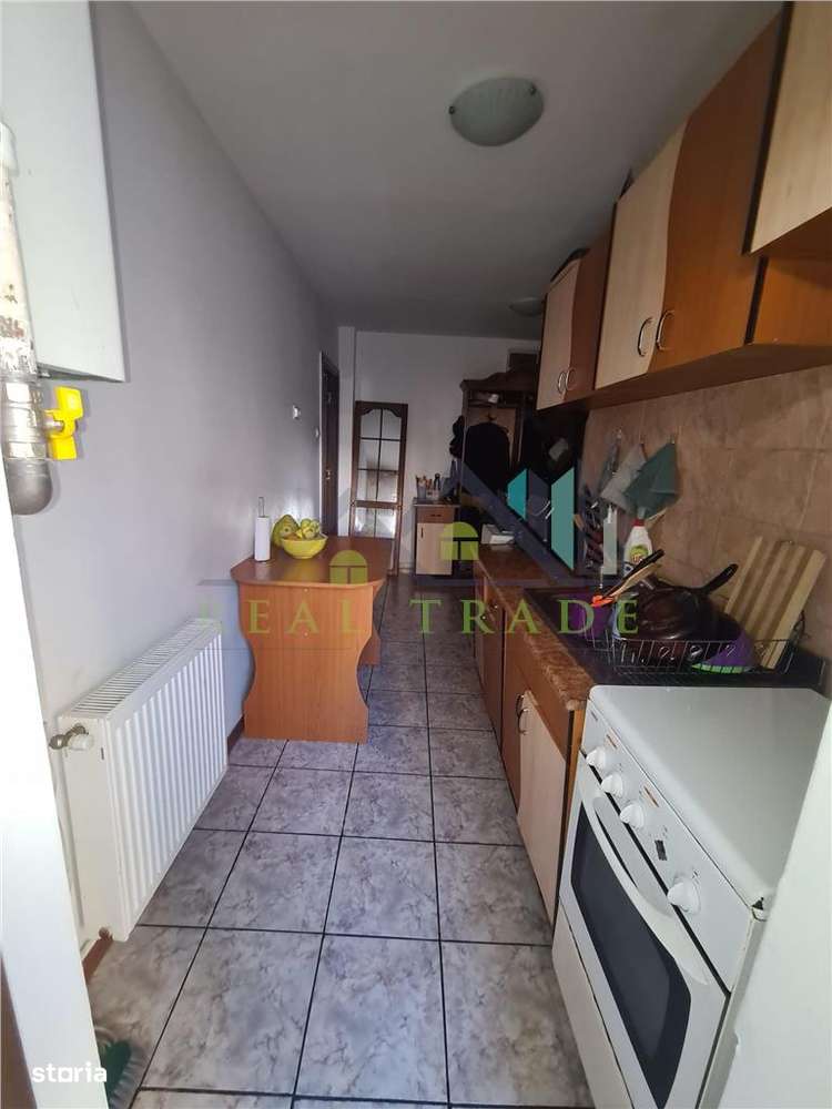 Apartament 2 camere decomandat intrare Racadau- Carpatilor-6