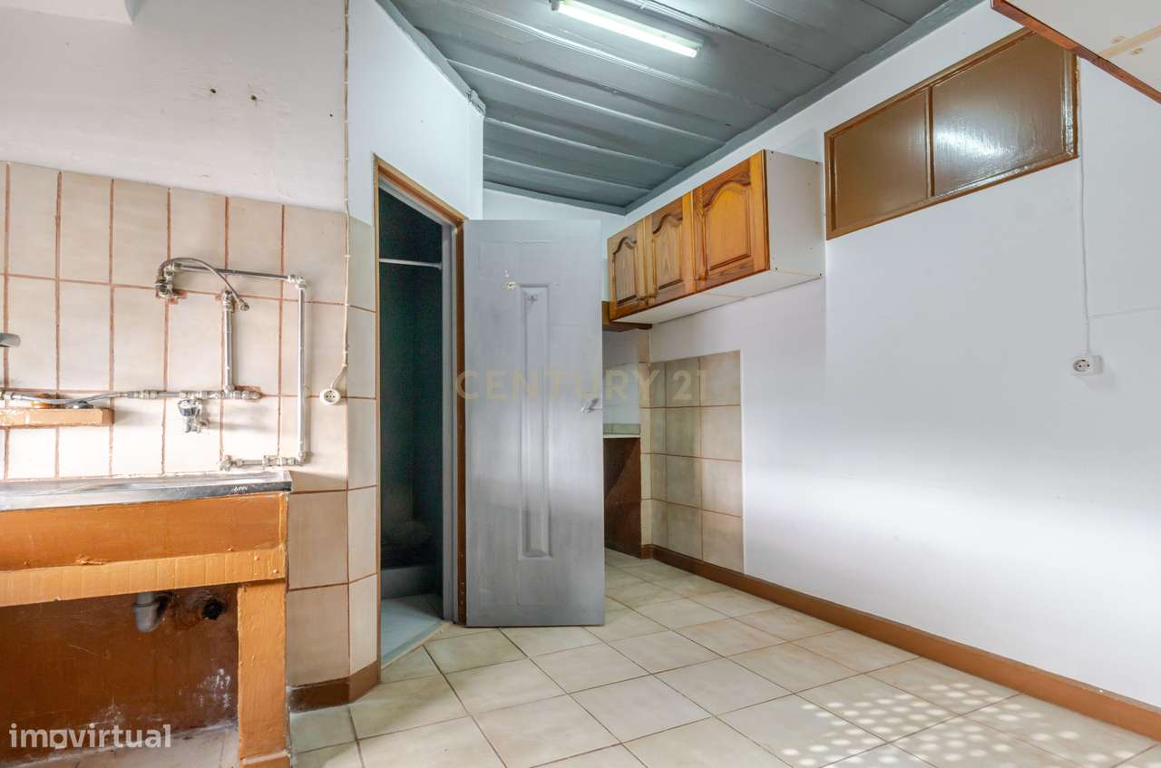 Prédio com vista rio para renovação | Centro Histórico de Setúbal - Grande imagem: 4/20