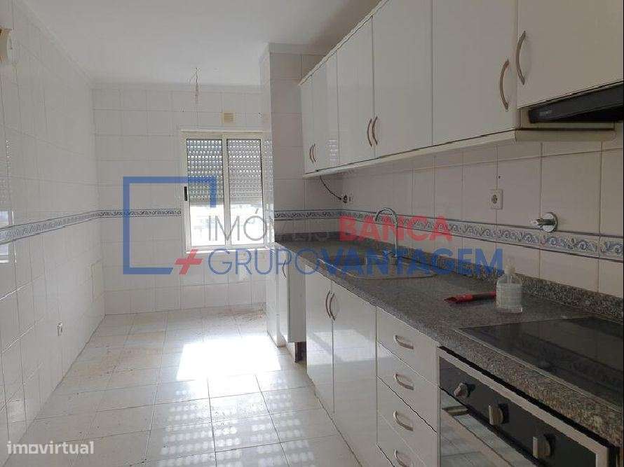 APARTAMENTO T3 C/VARANDA - BAGUIM DO MONTE, GONDOMAR - Grande imagem: 3/13