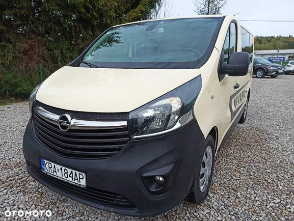 Opel Vivaro - 1