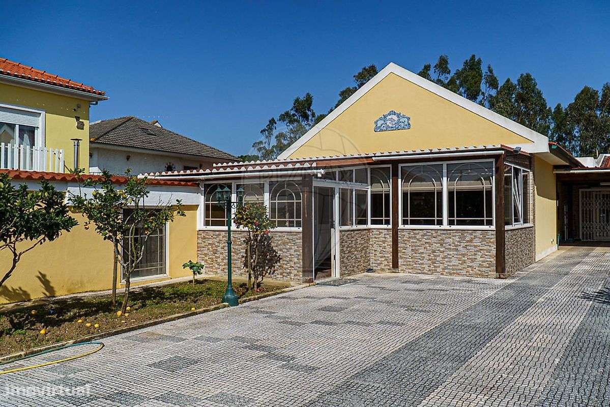 Moradia T4 para venda-23