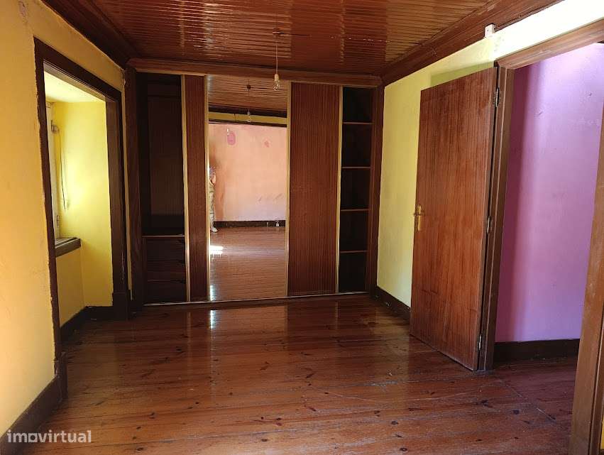 Moradia T4 p/remodelar, Póvoa, Figueira de Lorvão, a 20 km de Coimbra-35