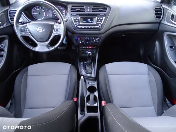 Hyundai i20 1.4 Comfort - 9