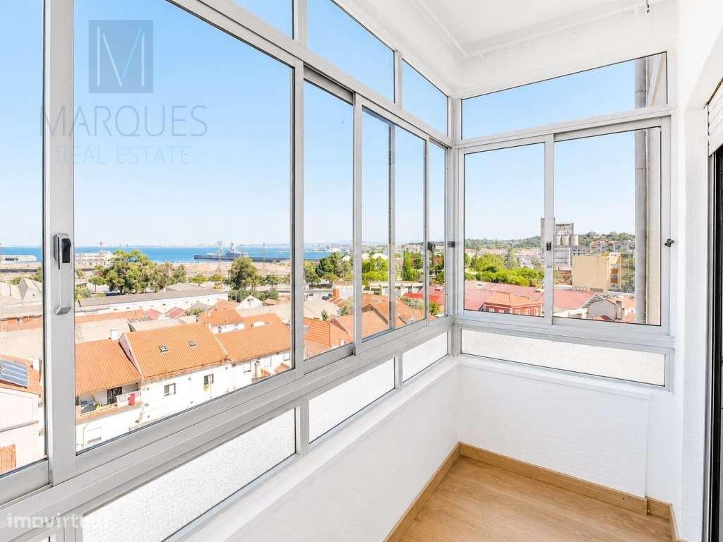 Apartamento T3 em Almada-23