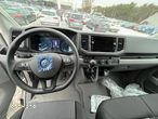 Volkswagen Crafter - 11