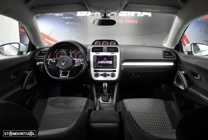 VW Scirocco 2.0 TDI Sport DSG - 3