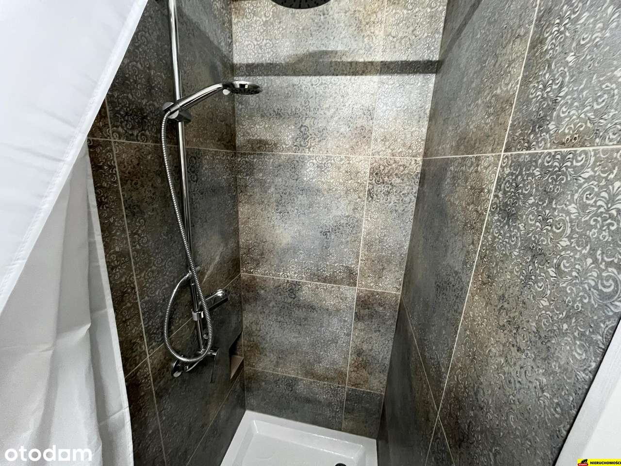 Kawalerka z wydzieloną sypialnią 26m2 INWESTYCJA-9