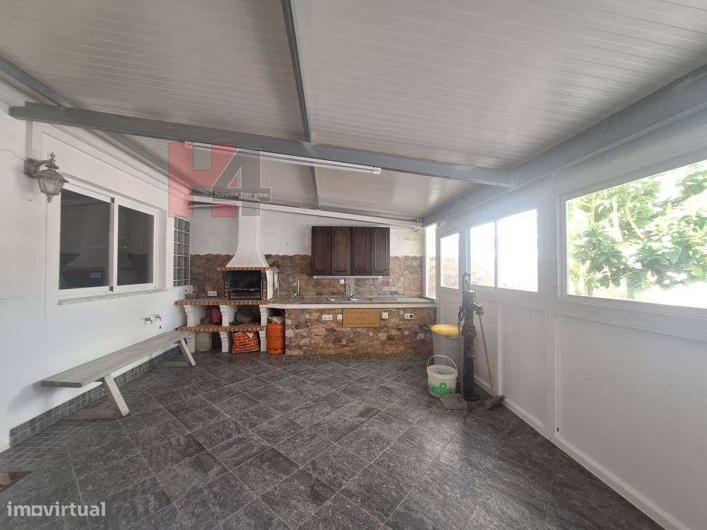 MORADIA T4 NO CENTRO DE ELVAS COM MAIS DE 500M² DE ÁREA-35