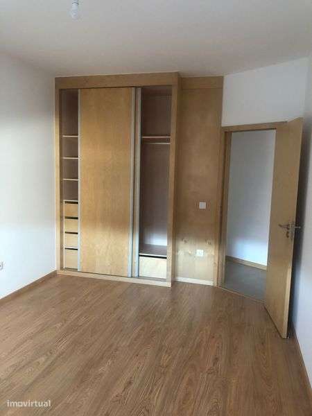 Apartamento T2 94 m2 - Grande imagem: 4/6