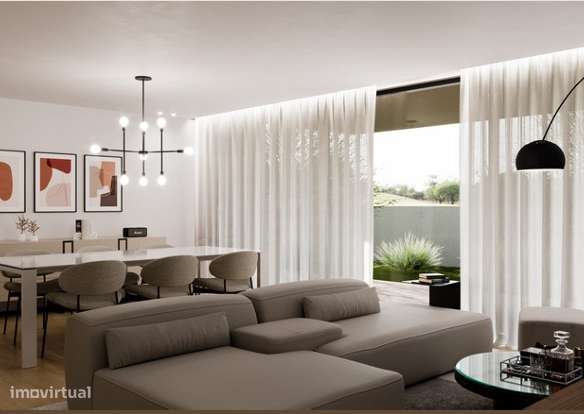 Fantástica Moradia 2 Pisos T3-19