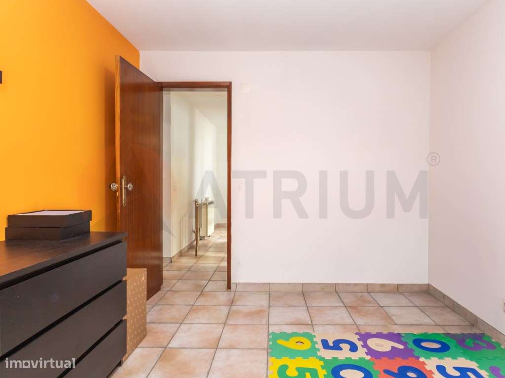 Moradia T3 com garagem, no Faralhão-30