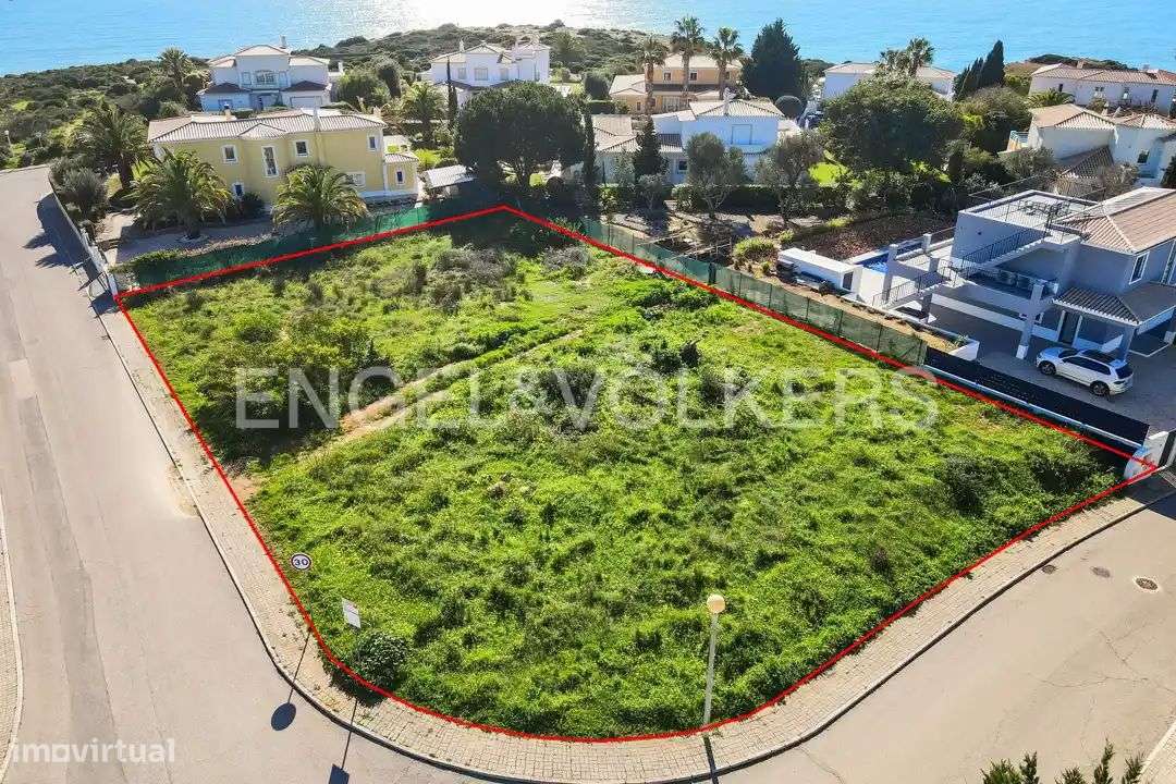 Terreno de gaveto para construção em Vale da Lapa, Carvoeiro - Grande imagem: 5/6