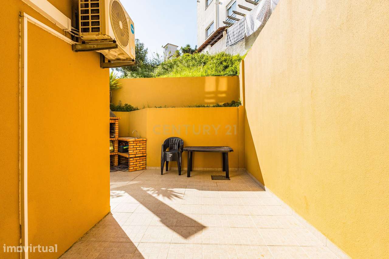 T2 na Nazaré com boas áreas e lugar de garagem-18