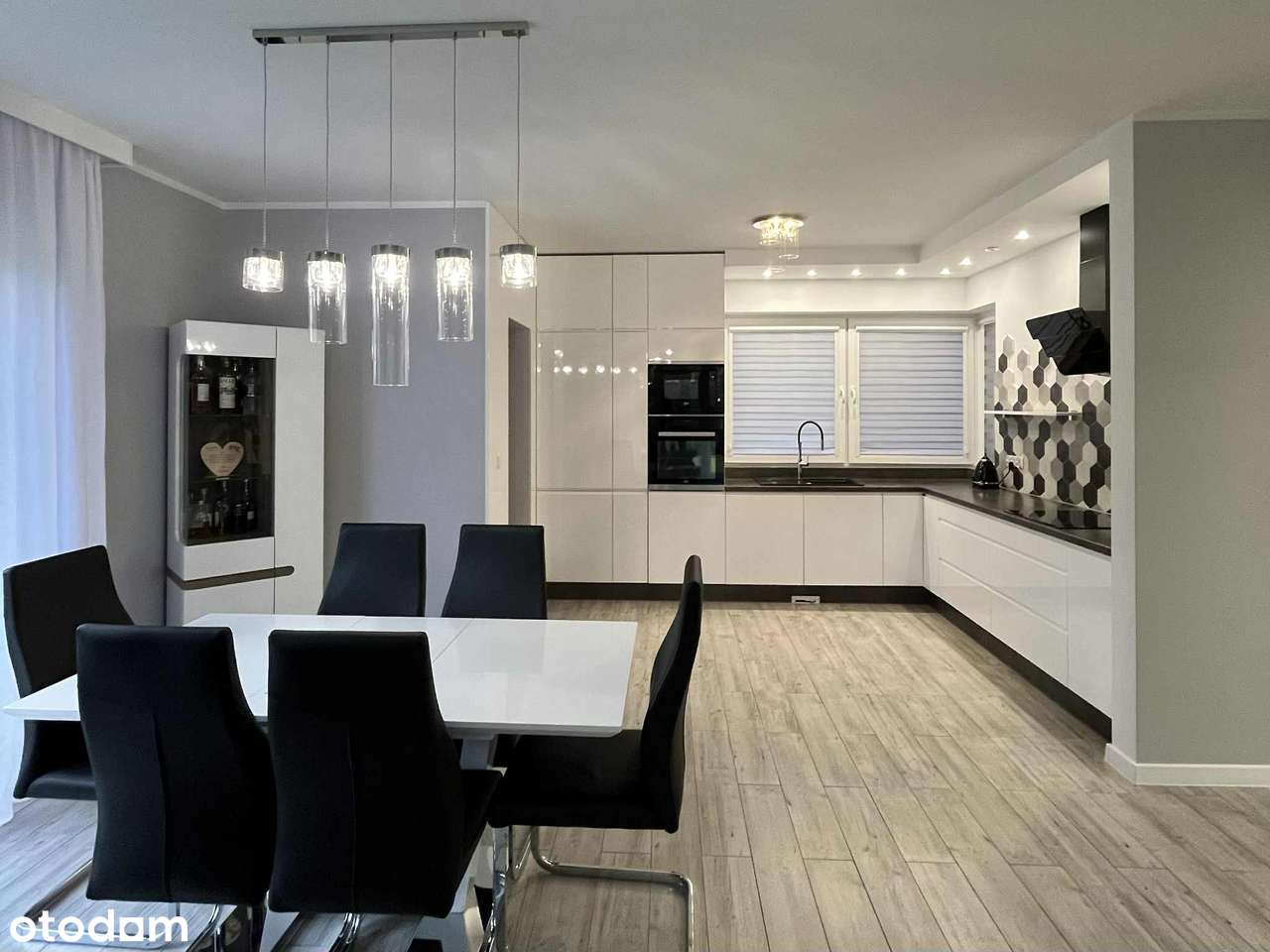 Nowoczesny dom z dużą działką, Wielgłowy-6