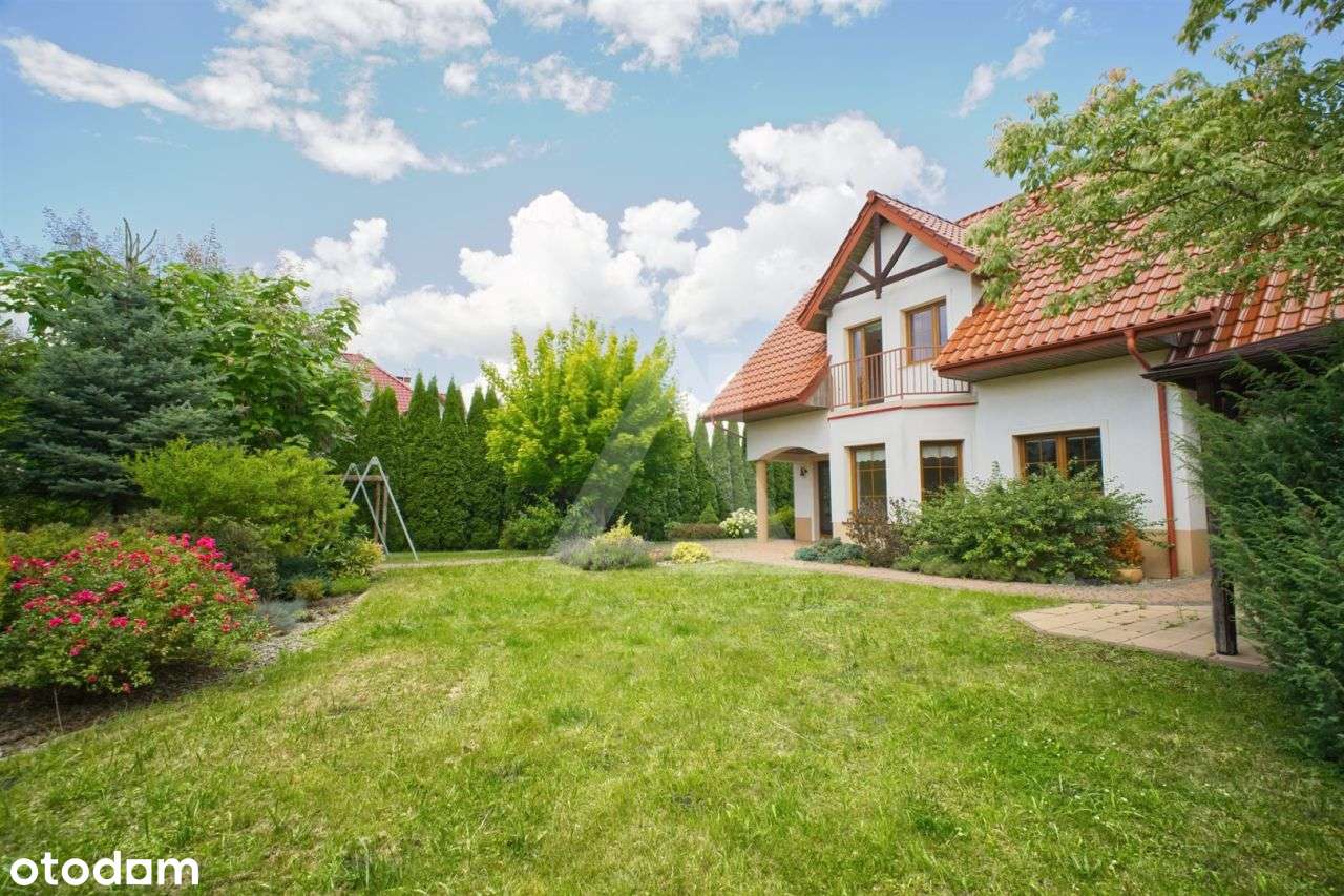 Dom Wolnostojący w Niemczu-12