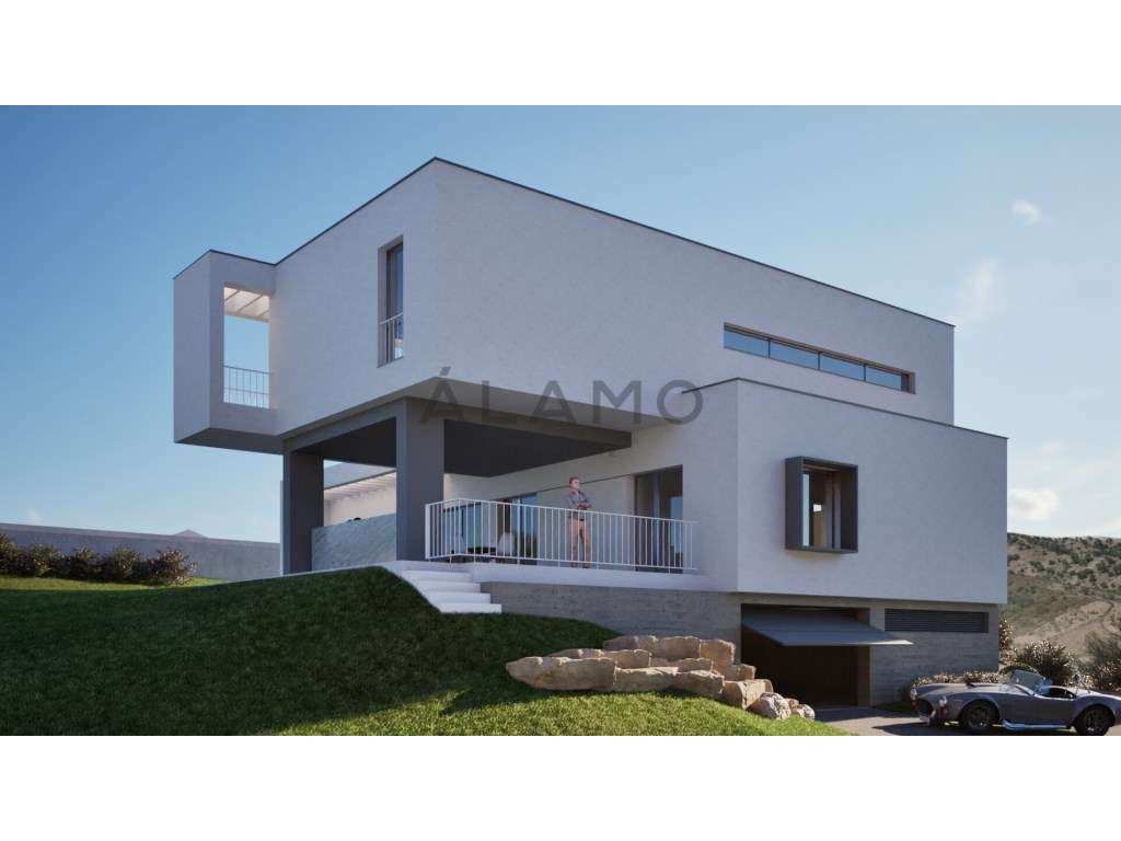 Moradia Contemporânea T3 com Piscina em Vale Judeu-1