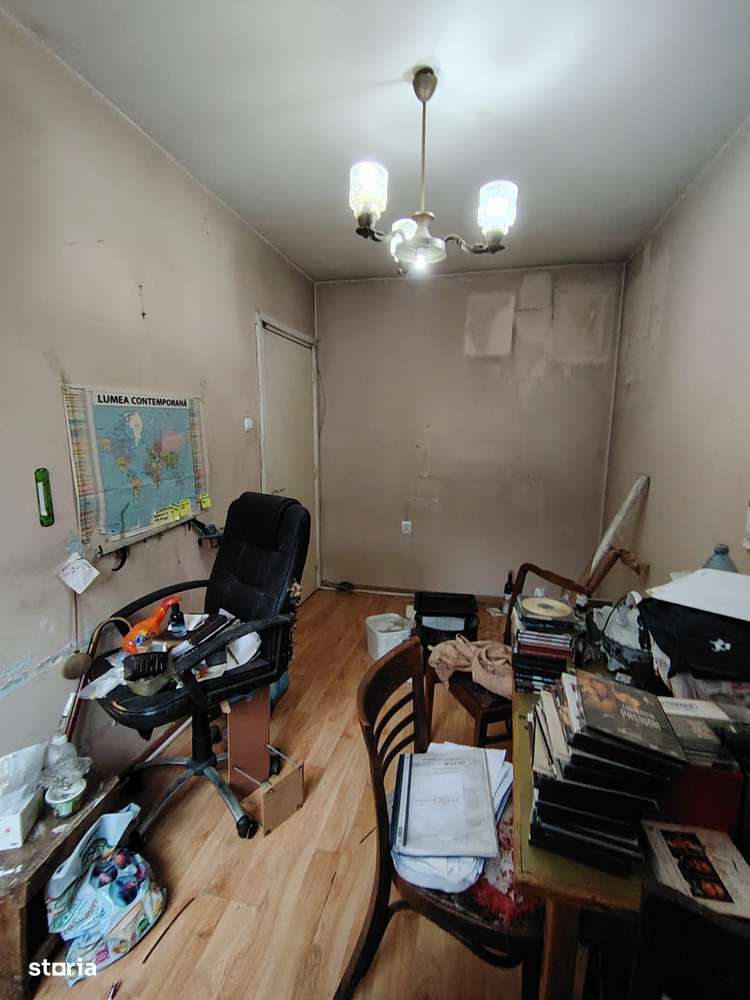 Apartament spatios cu 4 camere et 2-zona Aleea Trandafirilor.-7