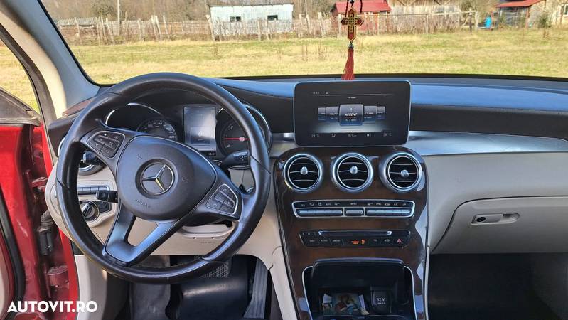 Mercedes-Benz GLC 250 d 4MATIC - 5