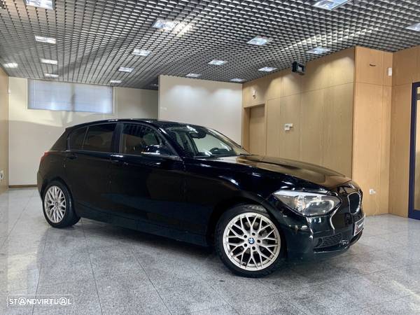 BMW 118 d Line Urban - 13