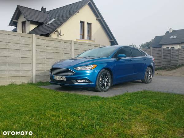 Ford Fusion 2.0 EcoBoost Titanium - 14