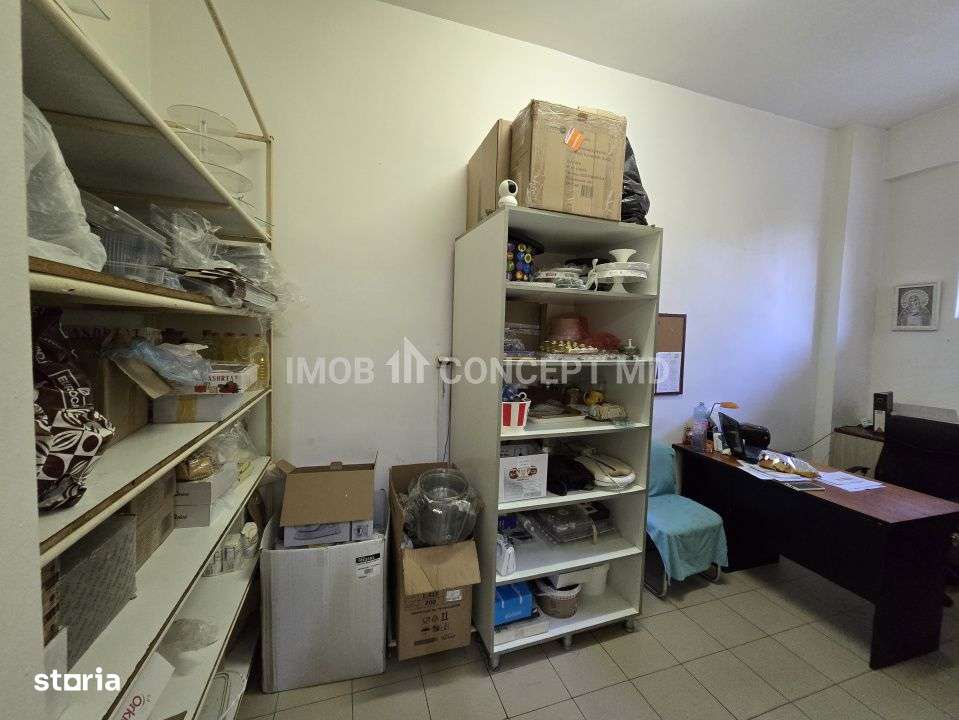 VANZARE SPATIU COMERCIAL -Parter, in zona 9 Mai-4