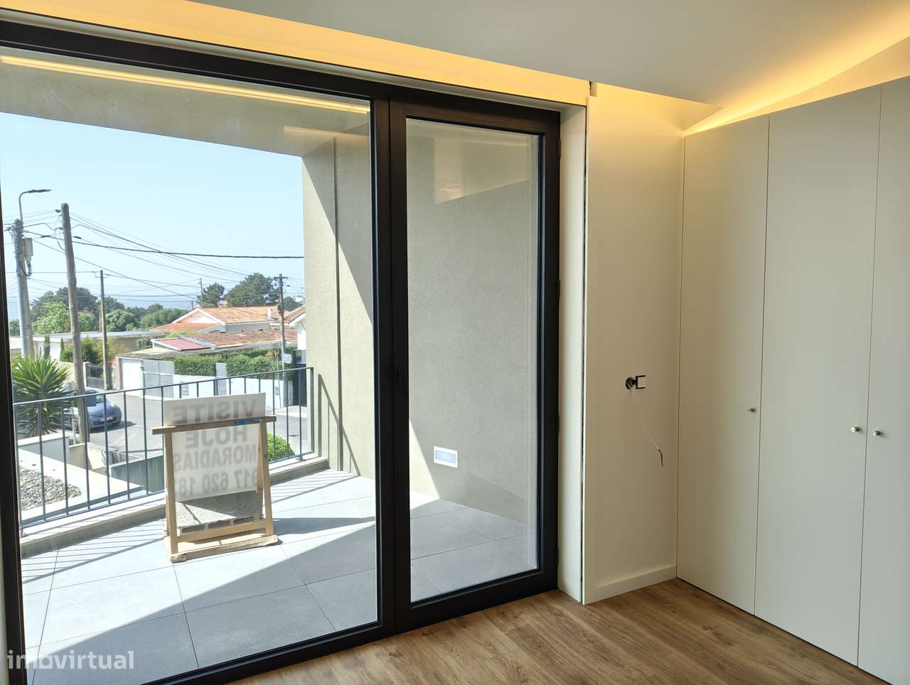 Moradia T4 com piscina e jardim em Canidelo-45
