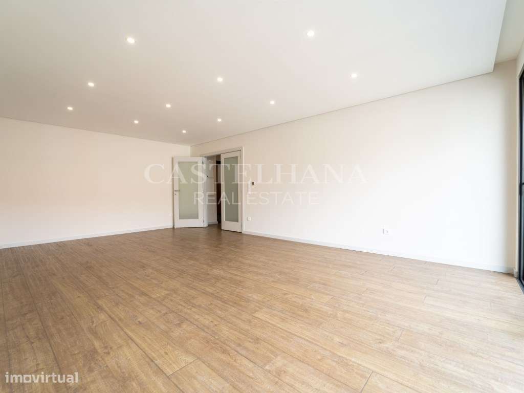 Apartamento T3 com varanda na Boavista, Porto - Grande imagem: 2/72