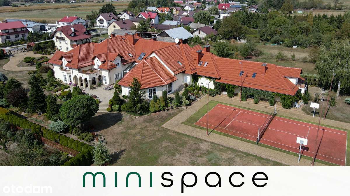 Dworek | Strefa SPA z basenem i kortem | 2,94 ha-0