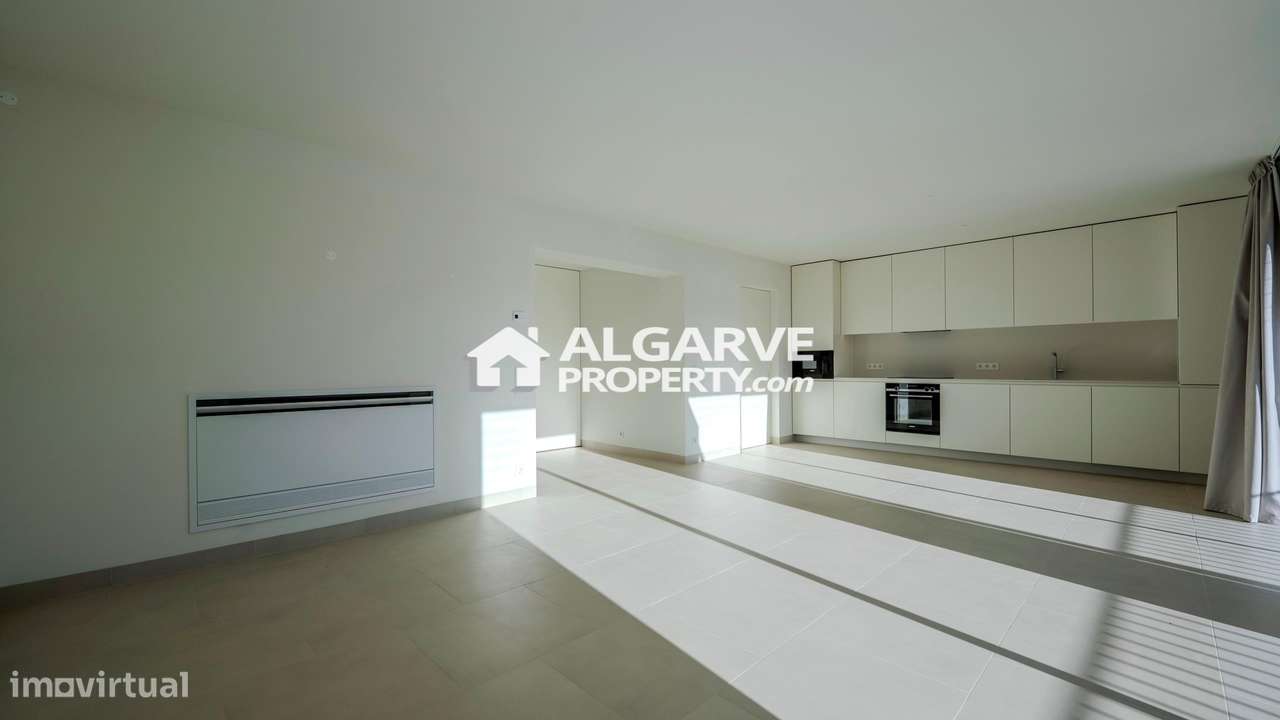 Sofisticação Moderna no Coração de Vilamoura: Apartamento Premium T2 n-6