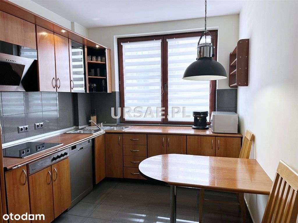 Przy Metrze Rondo Daszyńskiego i biurowcu Sire - Pełny obrazek: 5/14