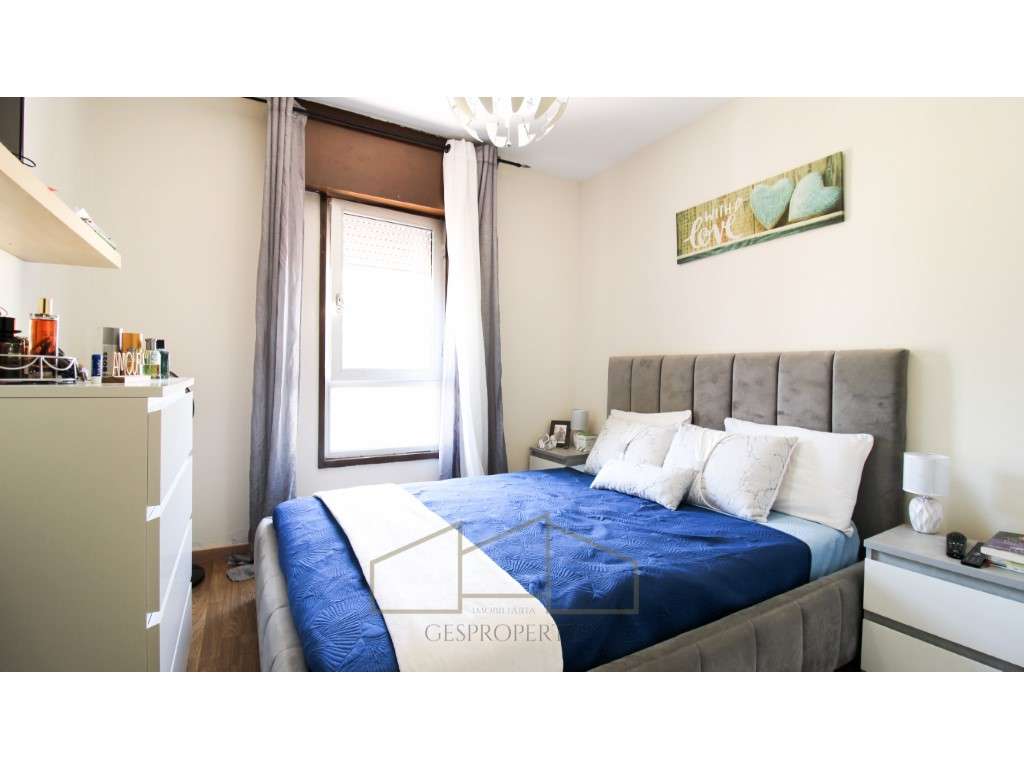 Apartamento T3 no Laranjeiro-15