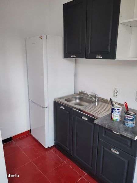 Inchiriez apartamen(unul cu o camera si unul cu 2 camere) - Imagine principală: 5/8