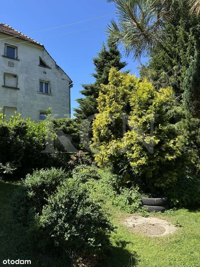 Urokliwy dom z zabudowaniami k. Złotoryi.-2