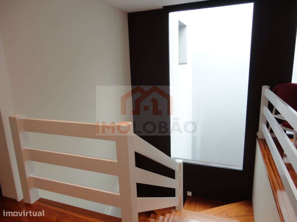 MOR C/ PISCINA - LOBÃO-20