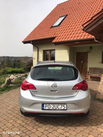 Opel Astra 1.4 ECOFLEX Edition - 4