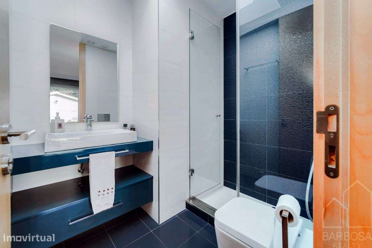 V.N.Gaia - Fantástica V4 (4 suites) c/430m2, piscina - Lote c/1370m2-23