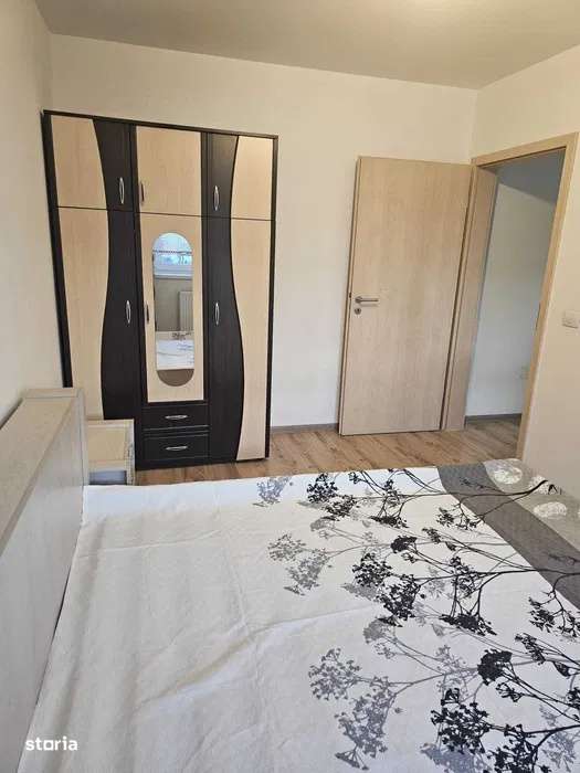 Studio, suprafata de 45mp + balcon, mobilat si utilat, cu loc de parca-4