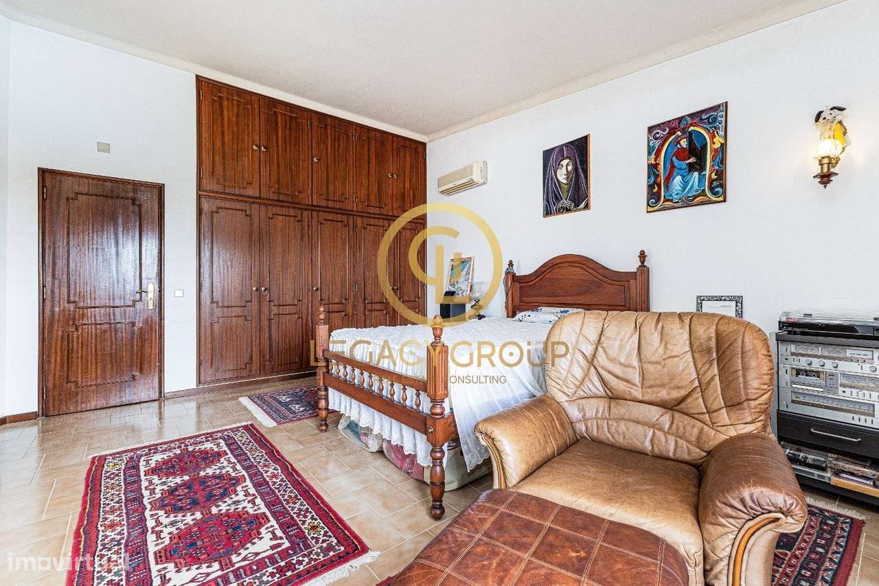 Villa "Fiori" - Moradia 7 quartos inserida em lote de 7.840m2!!-32