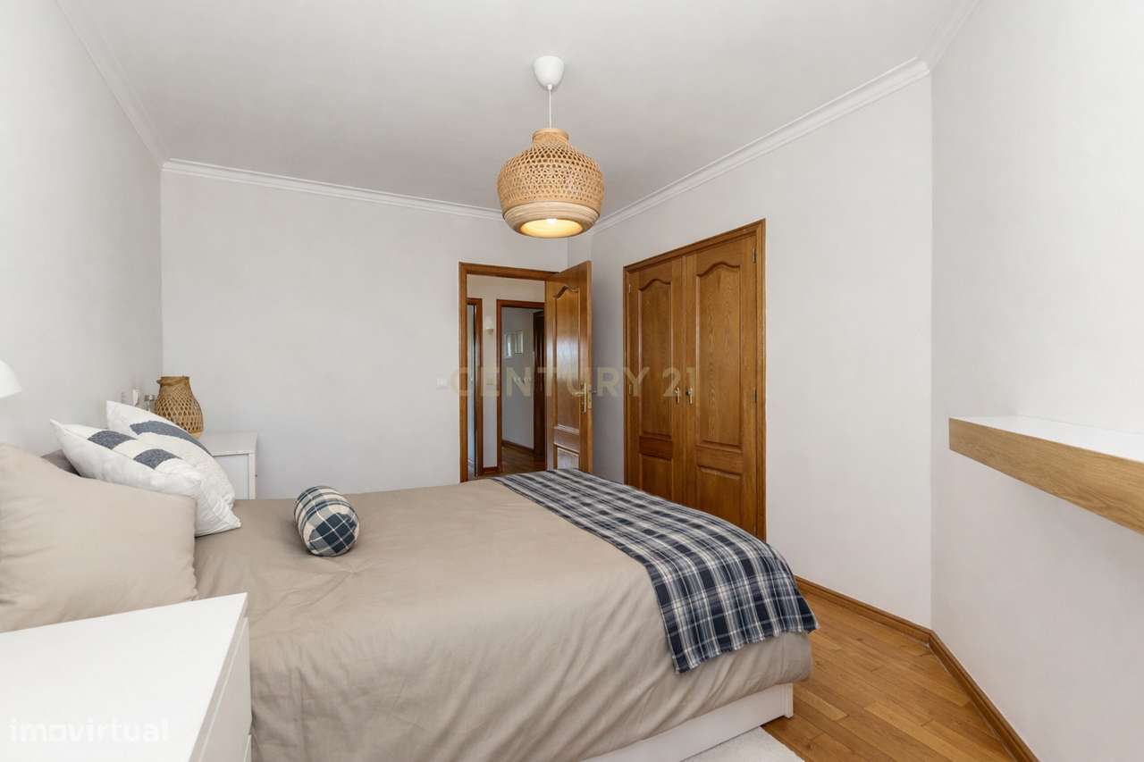 T3 153 m² com varanda | Garagem + 1 lugar de estacionamento | Lumiar |-15