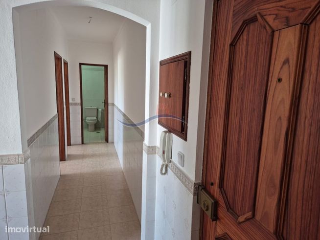 Apartamento T2 - Monte Real-16