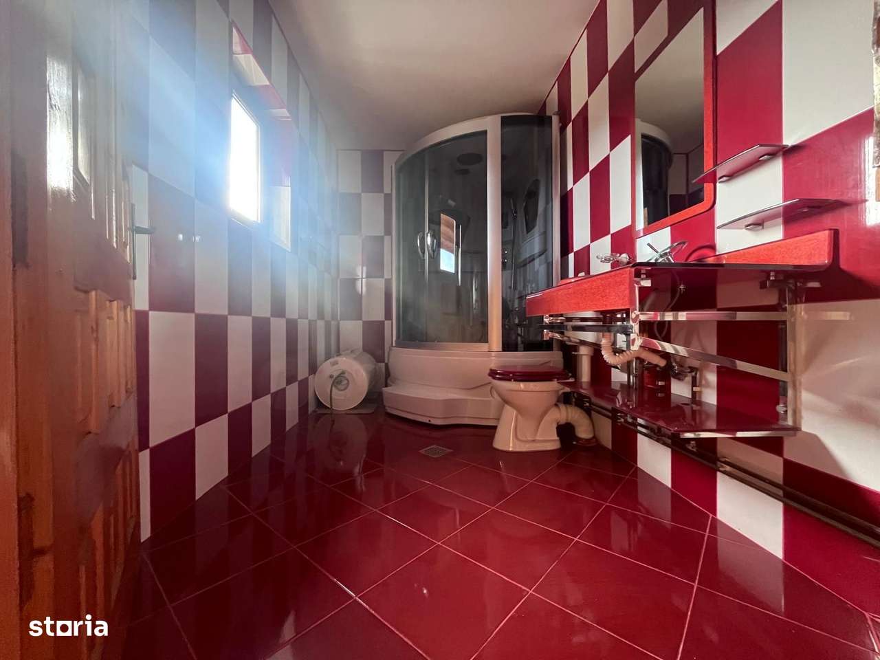 Vanzare casă spațioasă cu teren generos în Cândești Vale–jud Dambovita-13