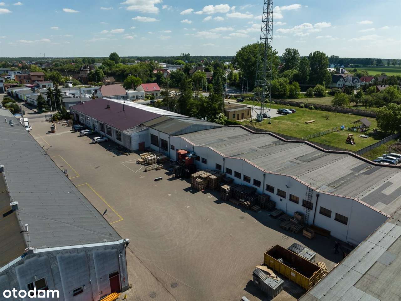 Obiekt produkcyjno - magazynowy z zapleczem.-5