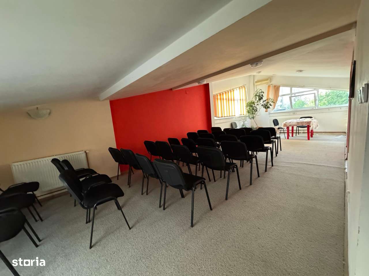 Vand imobil, cu chiriasi pe termen lung, situat in Pitesti, Arges - Imagine principală: 5/13